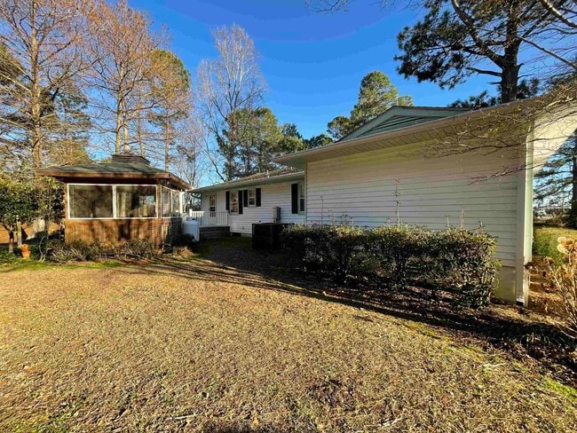 2141 Carolina Rd