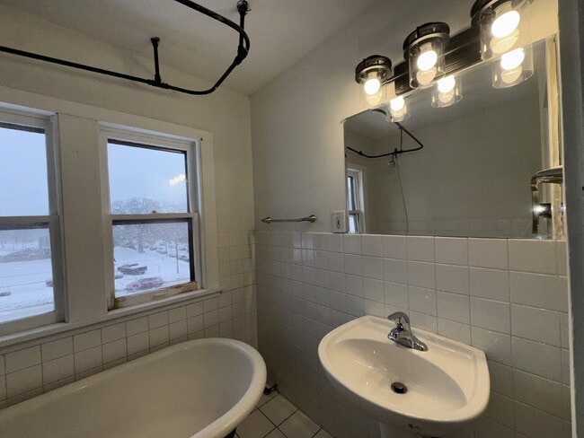 Photo - "Charming Studio Gem with Office and Hardwood Floors in the Heart of Minneapolis!" Unit 3