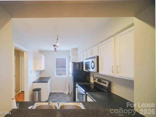 Photo - 6124 Heath Ridge Ct