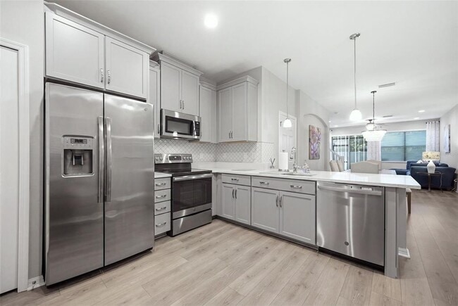 Photo - 30138 Southwell Ln