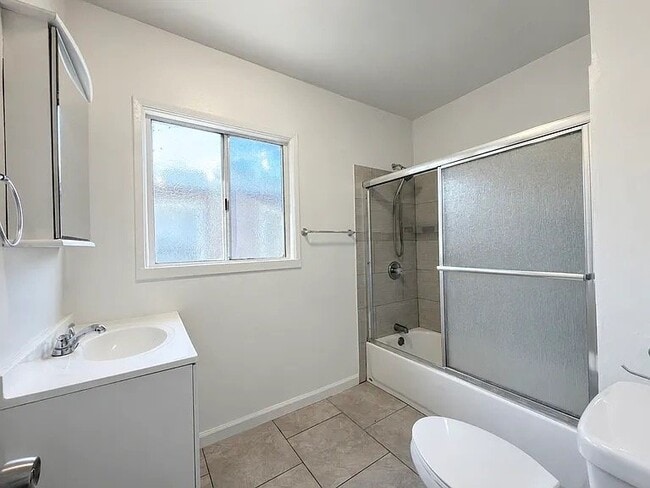 Photo - 746 Daisy Ave Unit 1