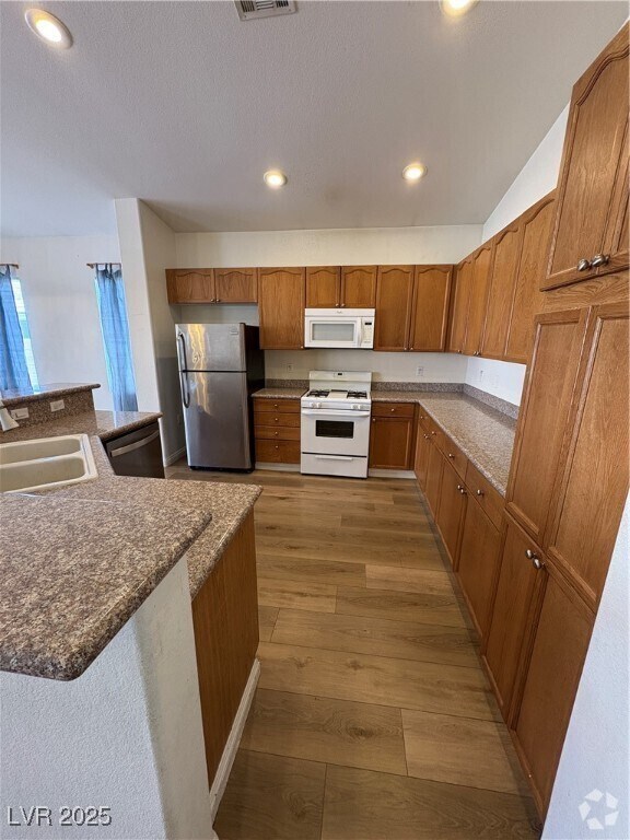 Building Photo - 6783 Quarterhorse Ln Rental