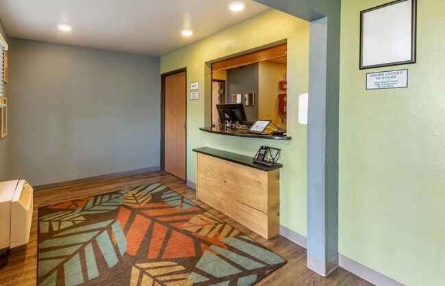 Furnished Studio-Oklahoma City - Bethany