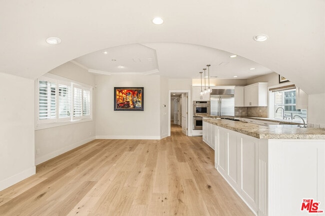 Photo - 707 Jasmine Ave