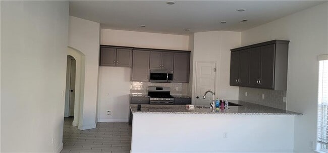 Photo - 5908 NW Ettie May St