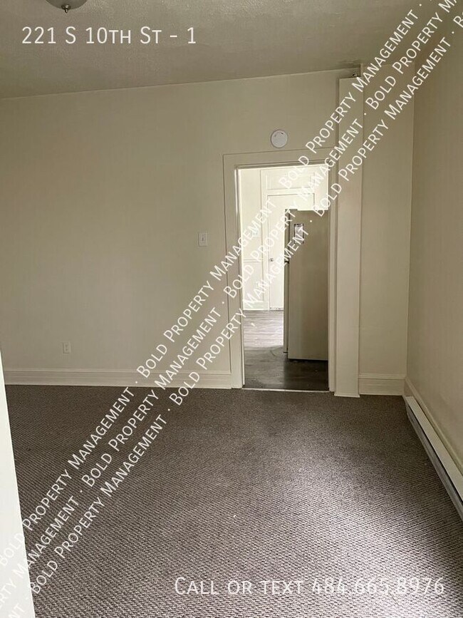 Photo - 221 S 10th St Unidad 1
