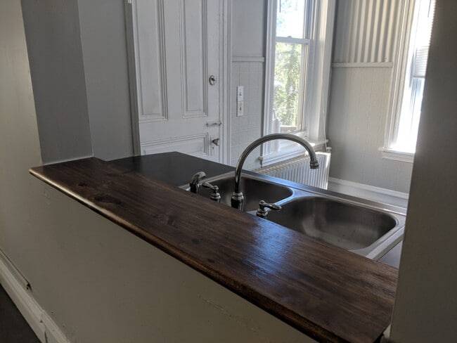 Photo - 935 N 5th St Unit 2