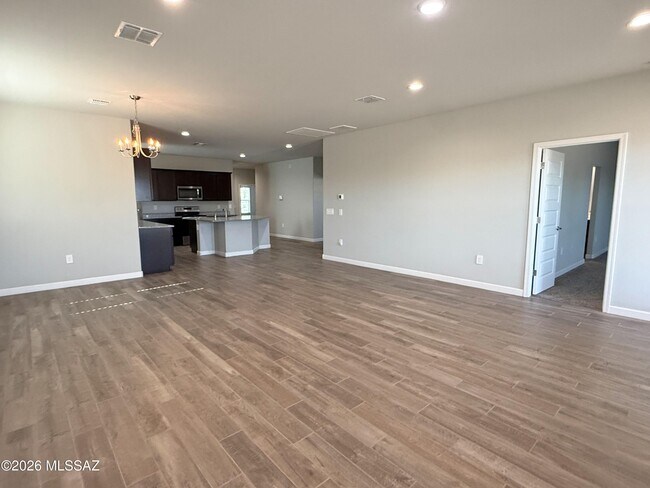 17002 W Starr Rd