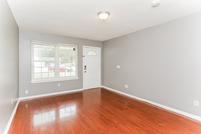 Photo - 5049 Yearling Ln