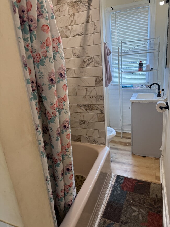 Photo - 307 S Logan Ave