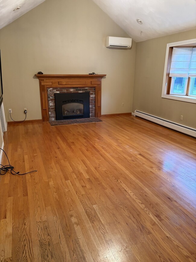 126 Waltham St