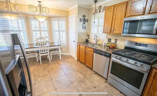 Photo - 4803 Black Stone St