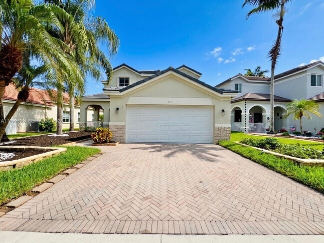 Building Photo - 833 Vista Meadows Dr