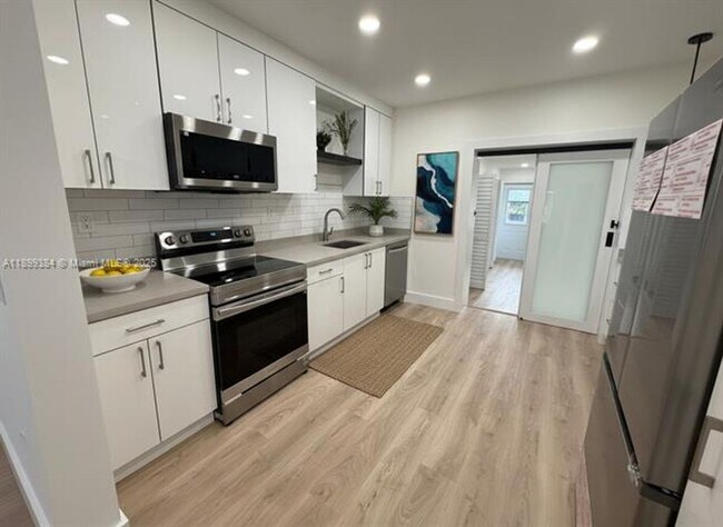 Photo - 2772 SW 25th St Unit 2772 SW 25th St  2