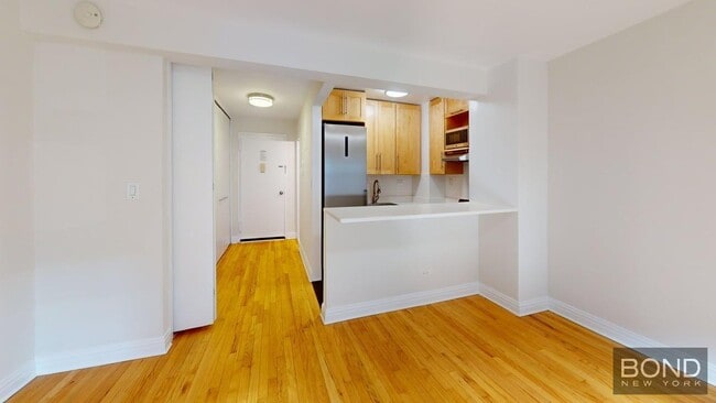 Photo - 151 West 16th-5H Unit 5H