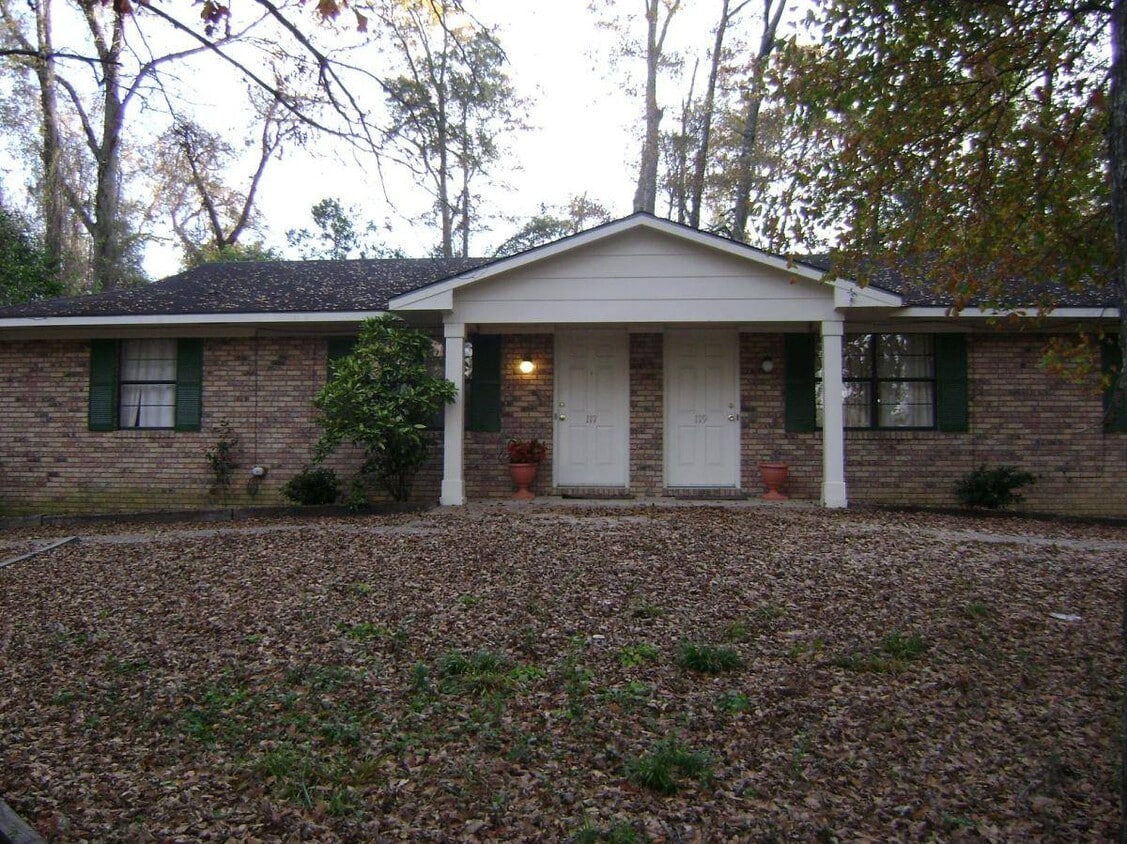 Photo - 117 /119 Cecil Ln (Auburn, AL)