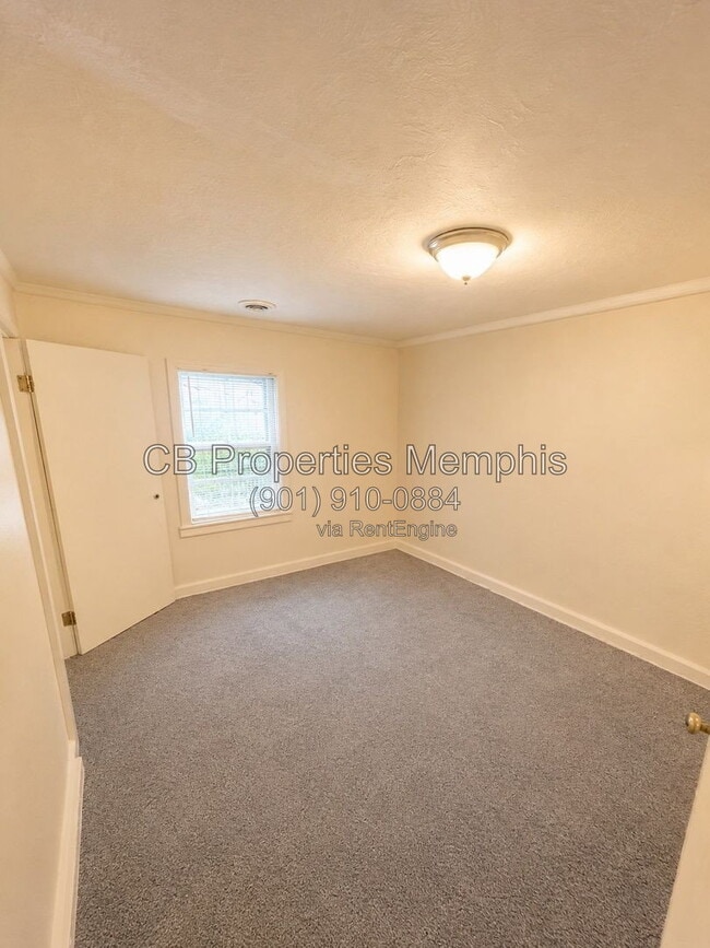 Photo - 2806 Scotland Rd