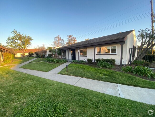 Building Photo - Beautifully Remodeled 3 Bedroom Anaheim Co... Unit 1 Rental