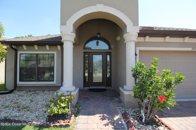 Photo - 903 Musgrass Cir