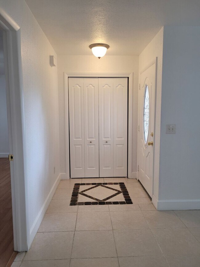 Photo - 10 Winding Ridge Rd