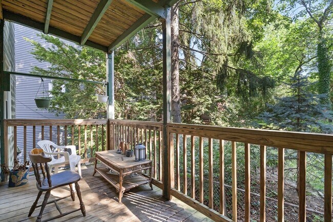 Photo - 427 Medford St