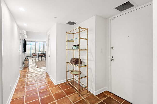 Photo - 529 S Flagler Dr Unit 6g