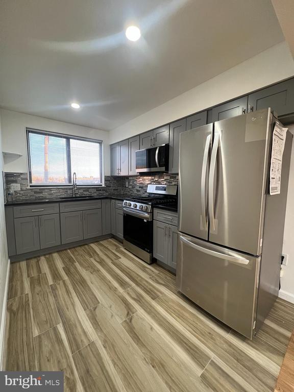 Building Photo - 1930 S 10th St Unit 3 Rental