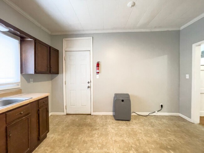 118 N Martin St