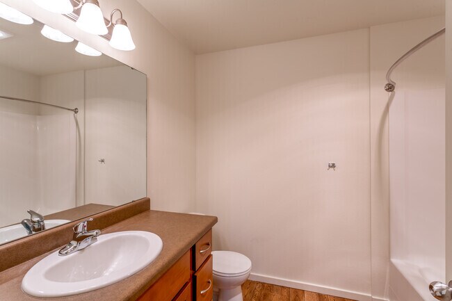 Lilac - 2BR, 2BA - 932 SF