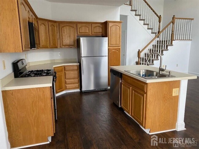 Photo - 33 Marion Dr