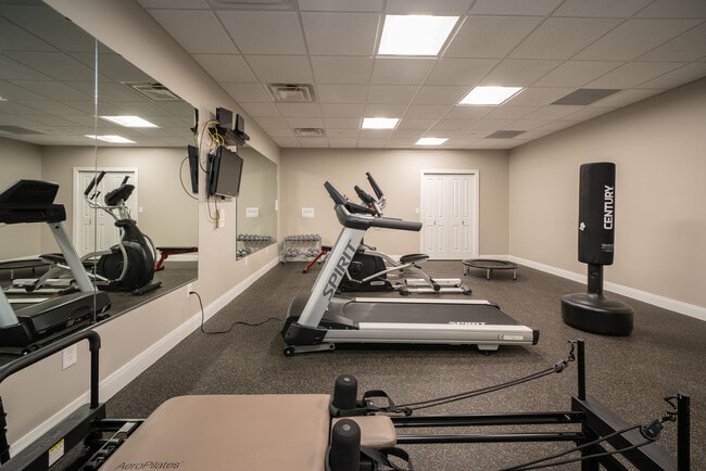 Gimnasio Peregrine 100 - Peregrine 100