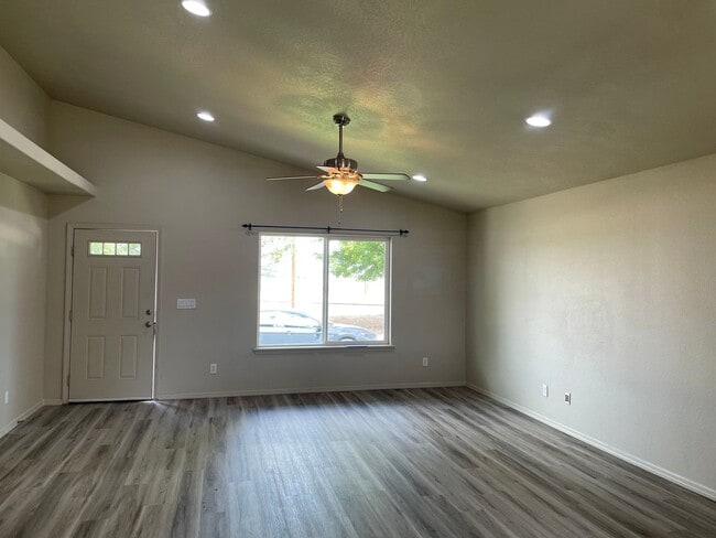 Photo - Great 3 Bedoom 2 Bath Home