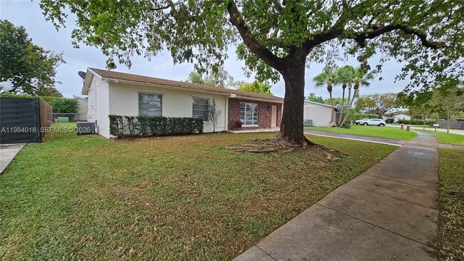 Photo - 12320 SW 105th St