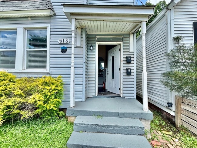 Building Photo - 513 E Ormsby Ave Unit 1