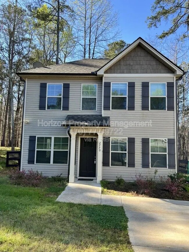 Building Photo - 2770 Fleetwood Dr