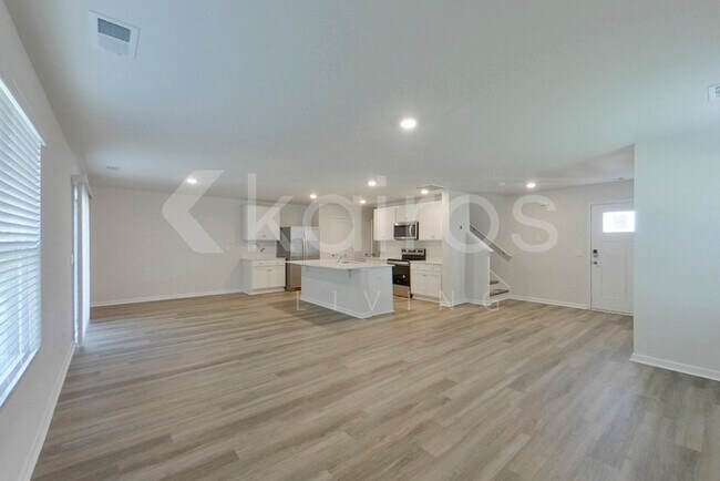 Photo - 105 Inez Ave Casa