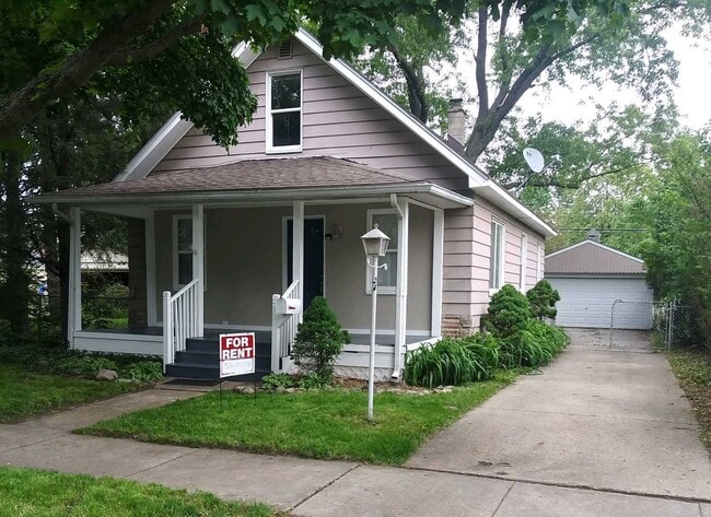 Photo - 1938 Wrenson Street