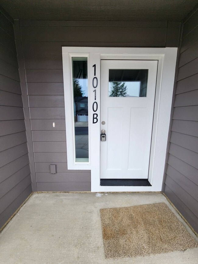 Photo - 1010 Peach Rd