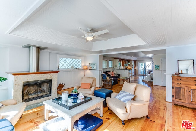 Photo - 145 Hart Ave