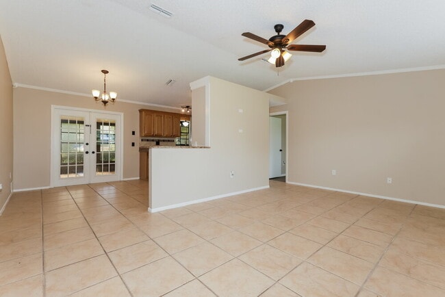 Photo - 13238 Drysdale St