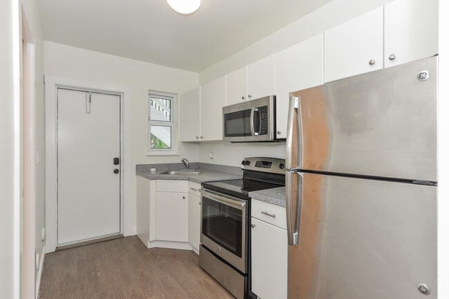 Photo - 717 2nd Ave S Unit 5