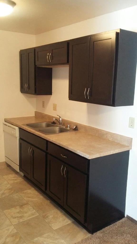 Photo - Indian Hills Apartments