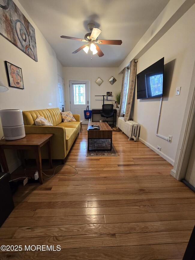 Photo - 406 4th Ave Townhome