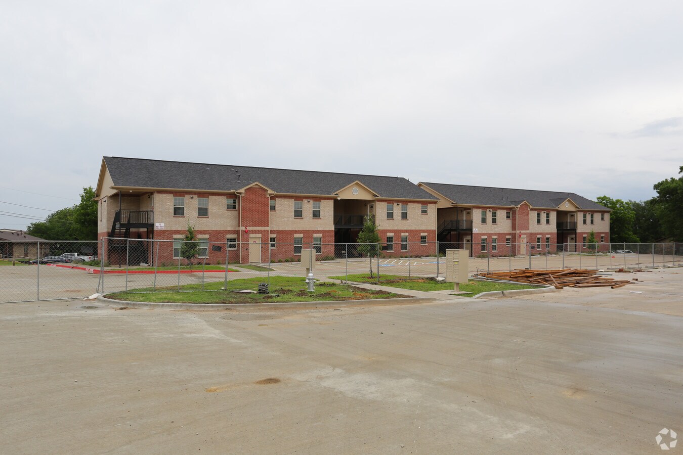 Photo - Mansfield Gardens