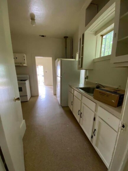 Photo - 1221 Center St