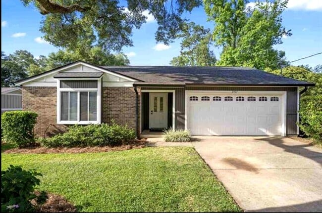 Building Photo - 2421 Wintergreen Rd Rental