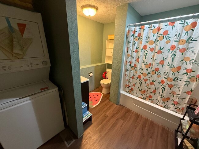 Photo - 206 N Main Ave Unit 3Bedroom