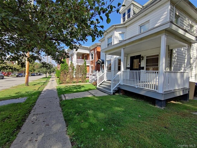 Building Photo - 78 S Hamilton St Unit B Rental