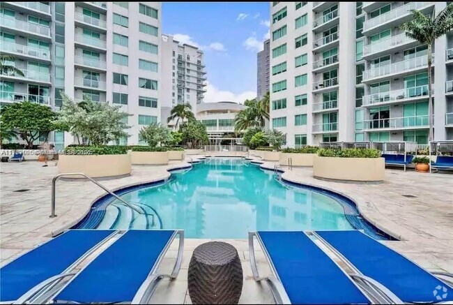 Building Photo - 244 Biscayne Blvd Unit 2610 Rental