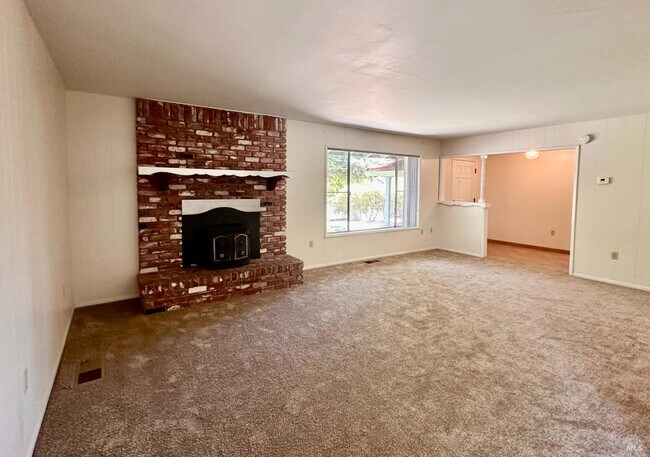 Photo - 1815 Park St